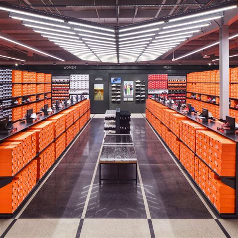 nike outlet riga